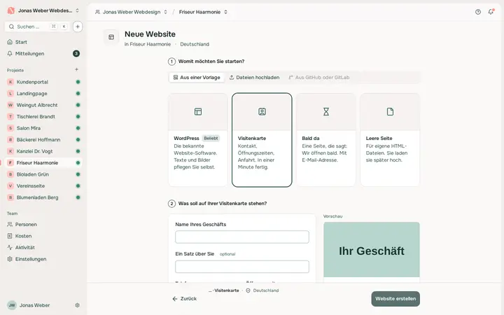 Eine neue Website anlegen: Vorlage wählen, Ordner oder ZIP hochladen, oder WordPress.